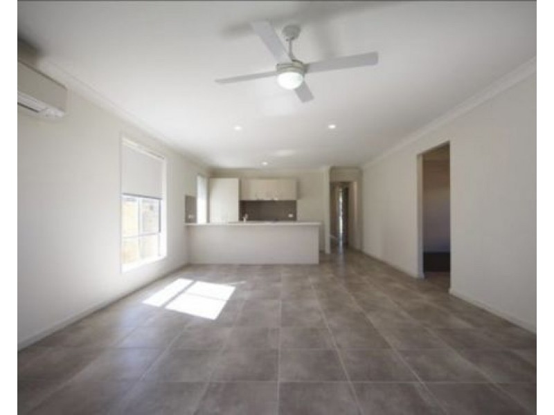 94 Huntingdale Street, Leichhardt QLD 4305