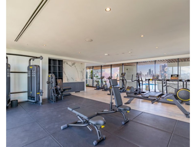 5 The Darling Avenue, Broadbeach QLD 4218