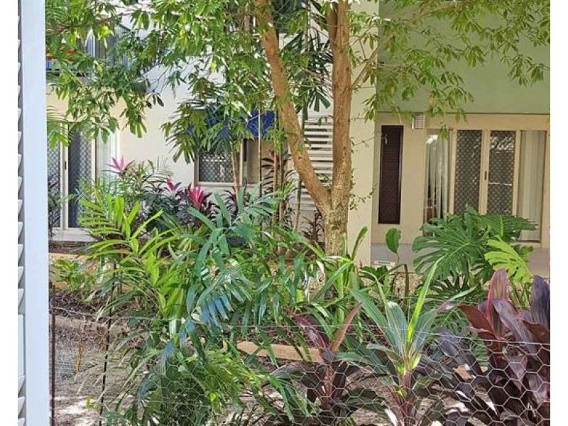 401 40 Clifton Road, Clifton Beach QLD 4879