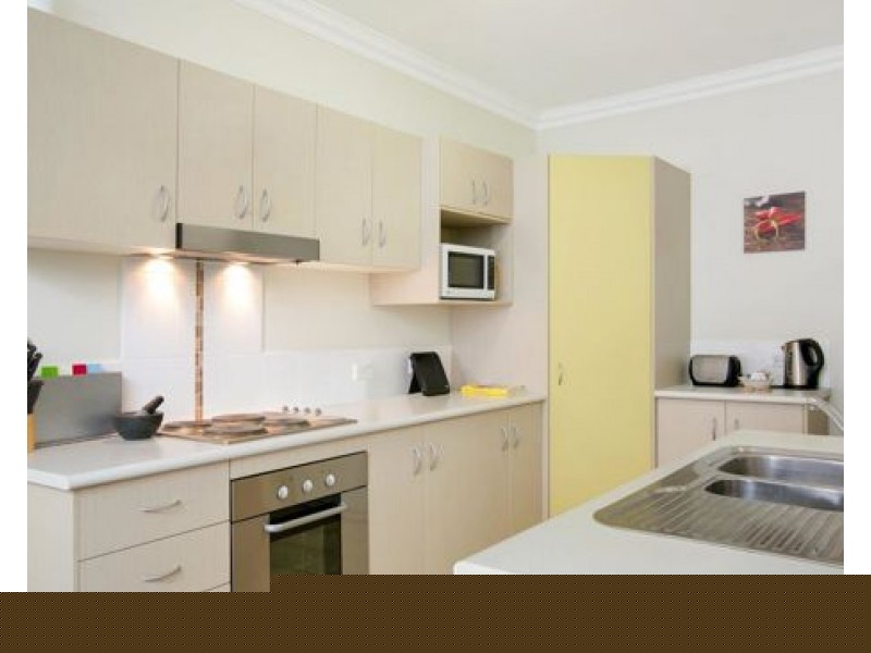 401 40 Clifton Road, Clifton Beach QLD 4879