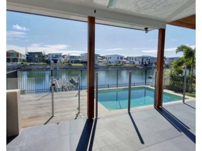 80 North Quay Circuit, Hope Island QLD 4212
