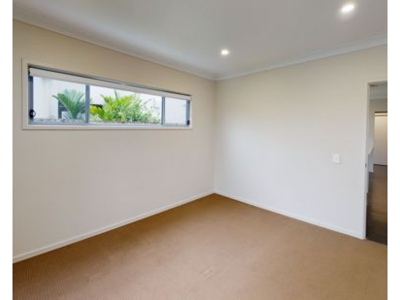 80 North Quay Circuit, Hope Island QLD 4212