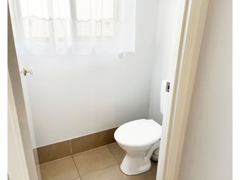 44 Marble Arch Place, Arundel QLD 4214