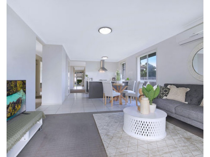 4 Shangrila St, Burpengary QLD 4505