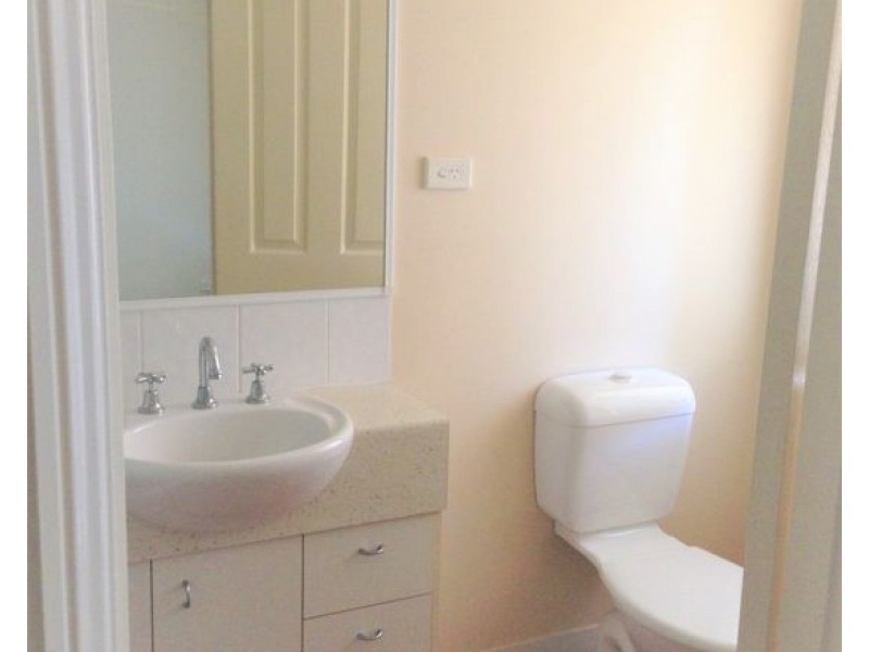 62 COORA ST, Wishart QLD 4122