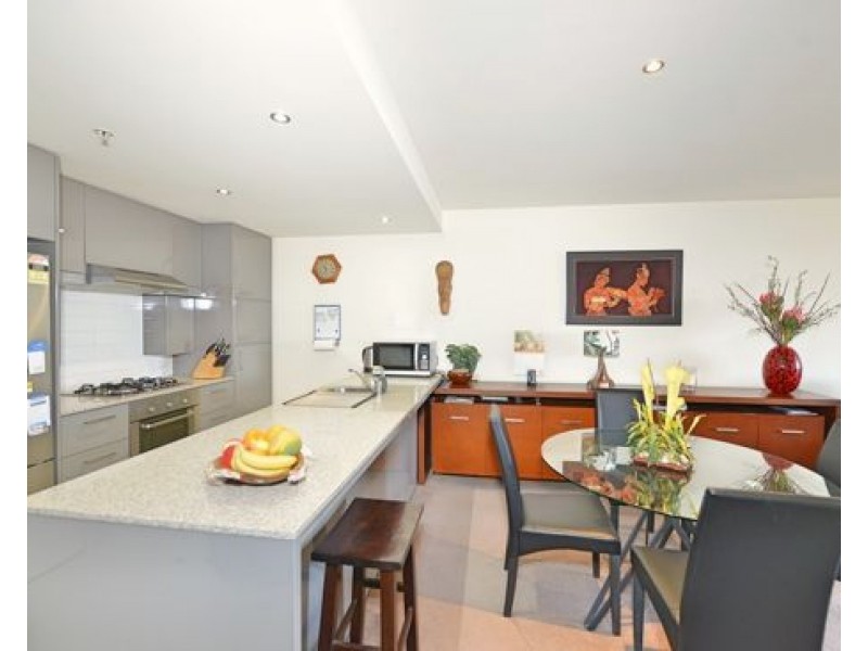 1203 4 Wahroonga Place, Surfers Paradise QLD 4217