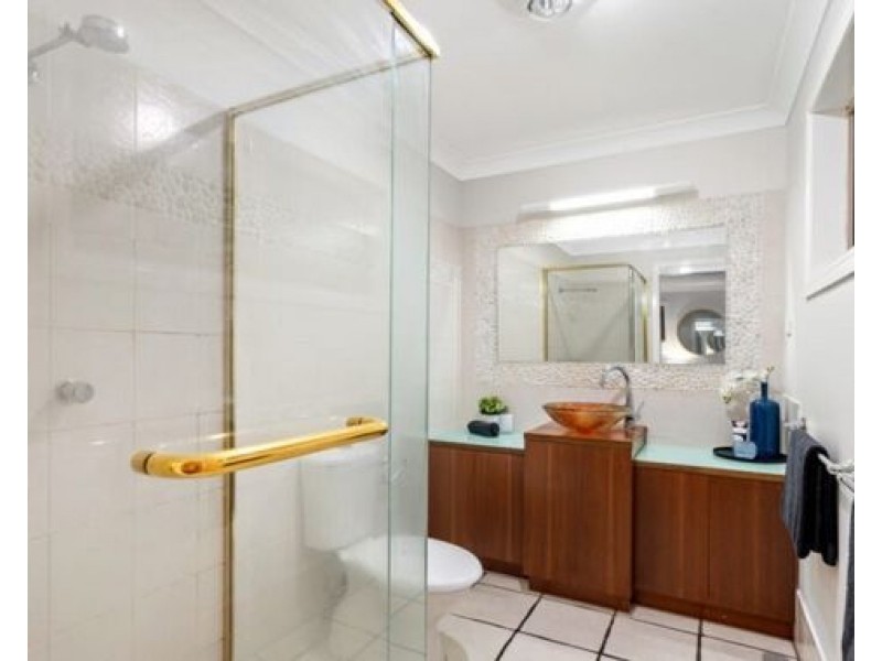 967 creek road, Carindale QLD 4152