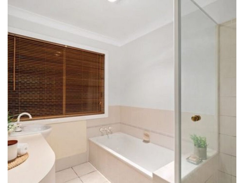 967 creek road, Carindale QLD 4152