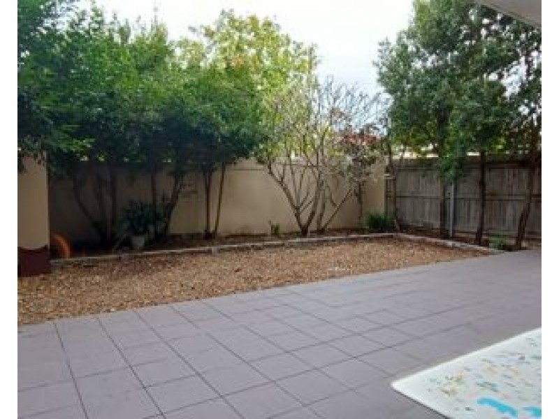 14/4-8 omeo st, Macgregor QLD 4109