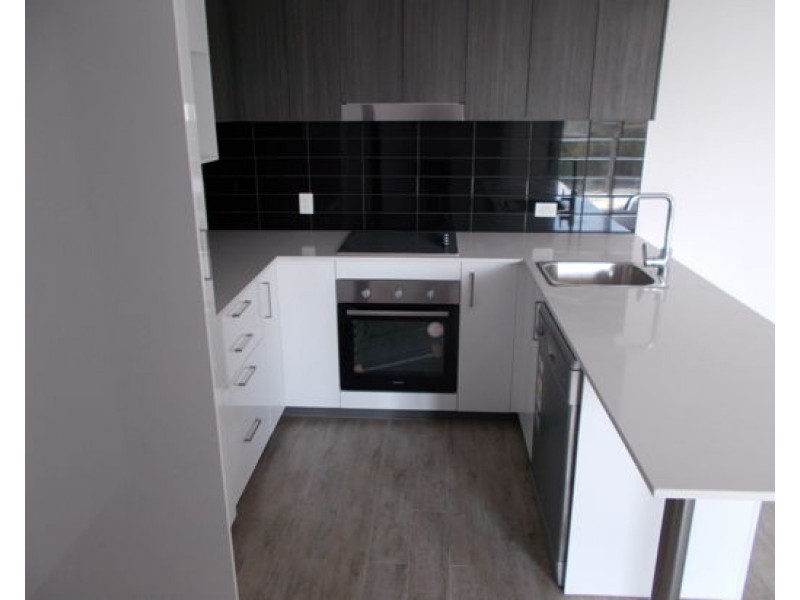 8H / 25-29 Regent Street, Woolloongabba QLD 4102