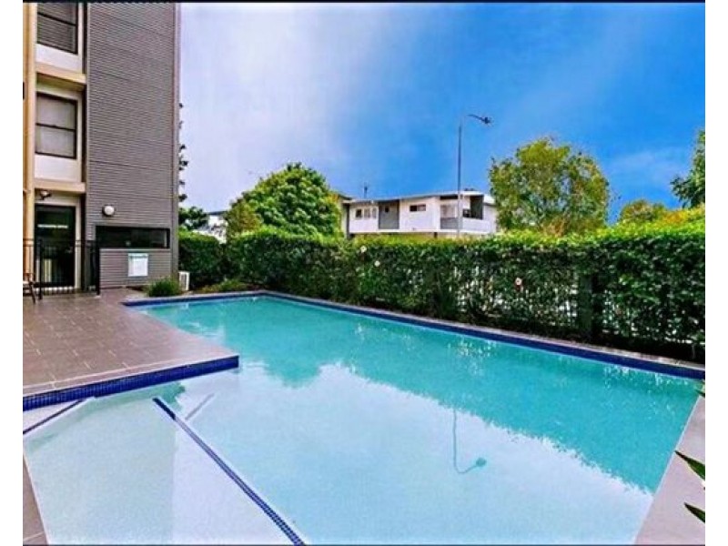 2180 Logan Road, Upper Mount Gravatt QLD 4122