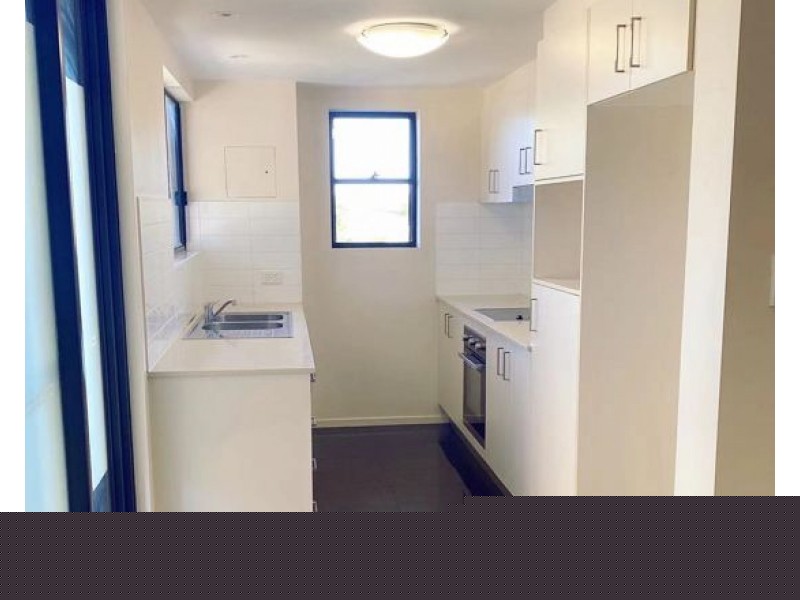 2180 Logan Road, Upper Mount Gravatt QLD 4122