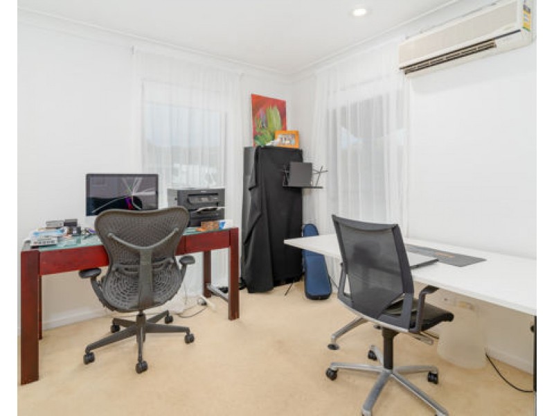 19 Melastoma Way, Arundel QLD 4214