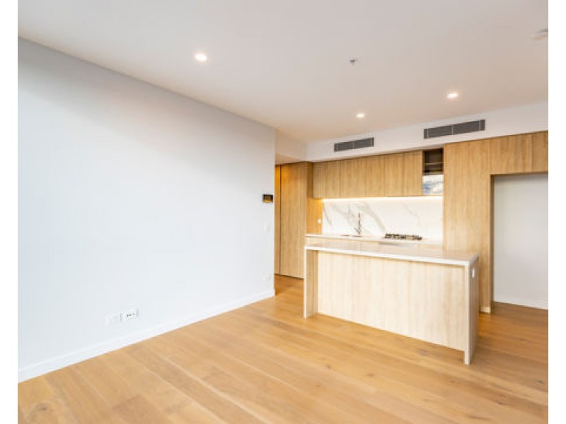 5 The Darling Avenue, Broadbeach QLD 4218