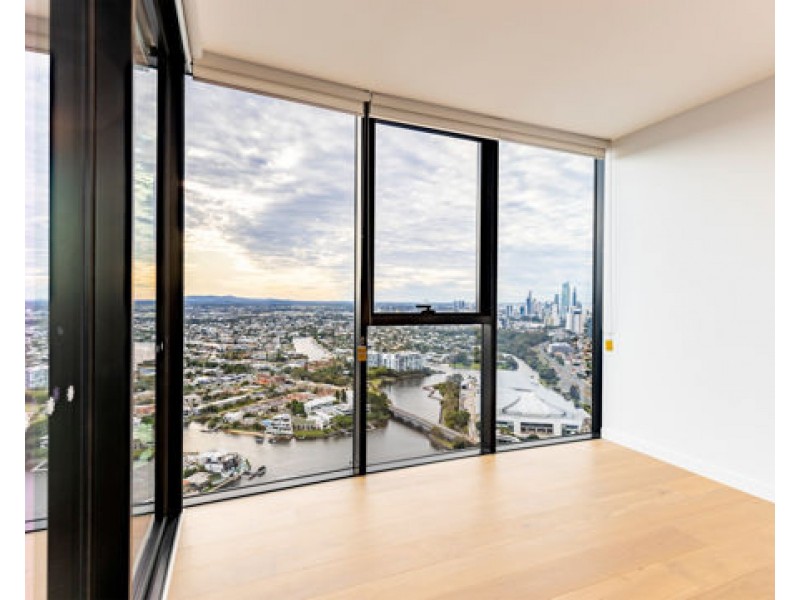 5 The Darling Avenue, Broadbeach QLD 4218