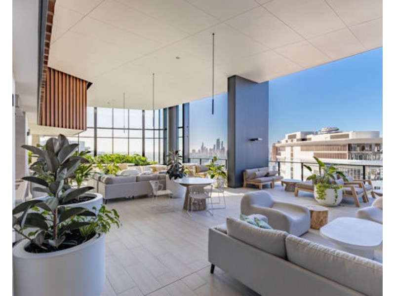 5 The Darling Avenue, Broadbeach QLD 4218