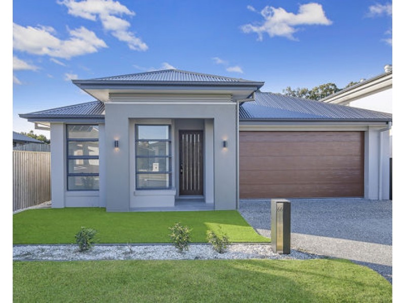 66 Lexey Cres, Wakerley QLD 4154