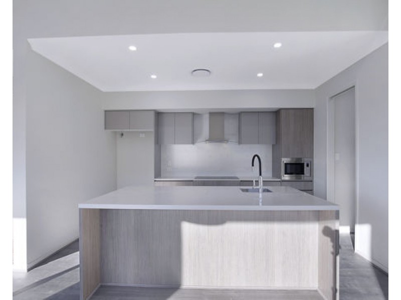 66 Lexey Cres, Wakerley QLD 4154