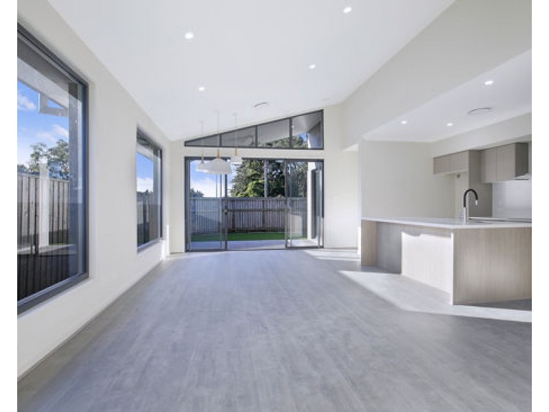 66 Lexey Cres, Wakerley QLD 4154