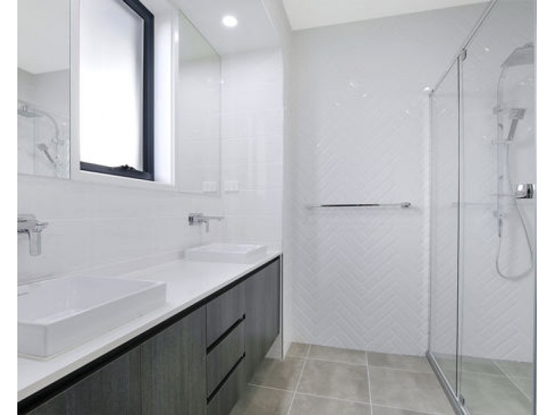 66 Lexey Cres, Wakerley QLD 4154