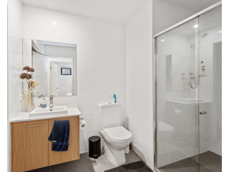 U208/57 Ludwick Street, Cannon Hill QLD 4170