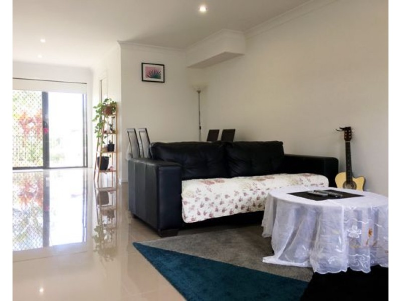 40/30 Girraween Cres, Parkinson QLD 4115
