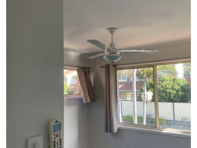 17 10 Adrian Pl, Wishart QLD 4122