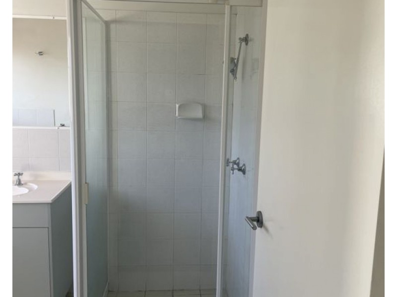 17 10 Adrian Pl, Wishart QLD 4122