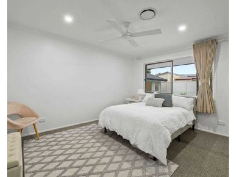 1 Rudd street, Broadbeach Waters QLD 4218