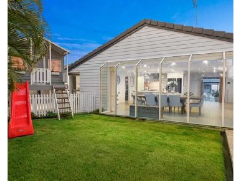 1 Rudd street, Broadbeach Waters QLD 4218
