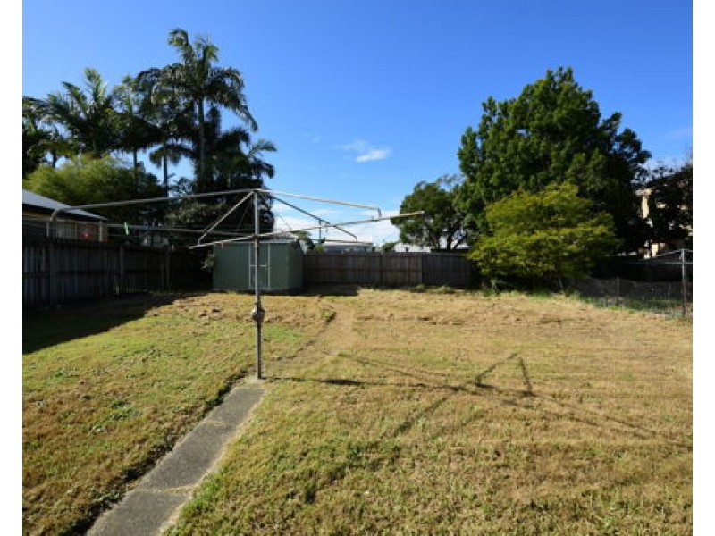 16 Glen Street, Moorooka QLD 4105