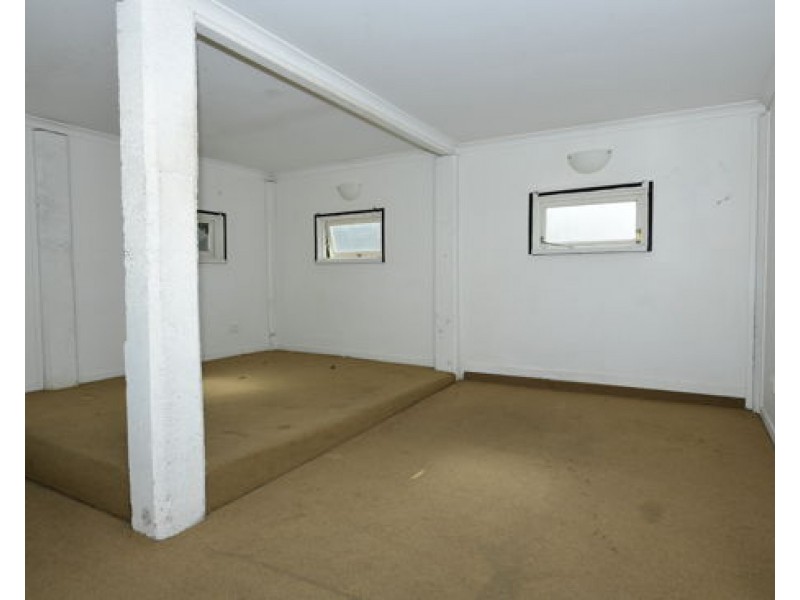 16 Glen Street, Moorooka QLD 4105