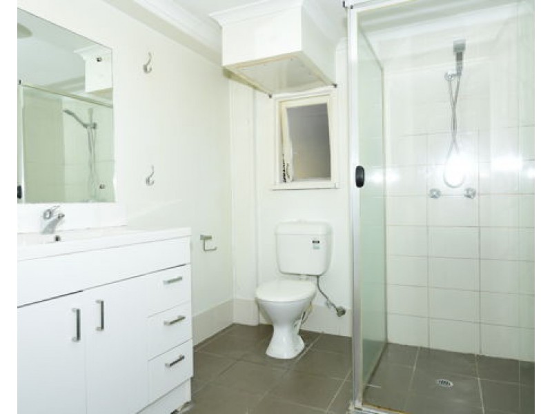 16 Glen Street, Moorooka QLD 4105