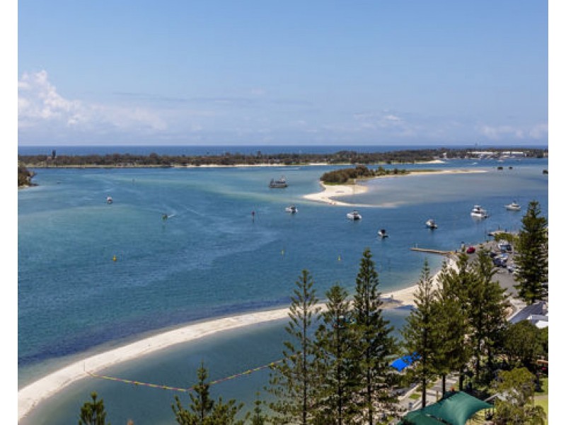 601/372 Marine Parade, Labrador QLD 4215