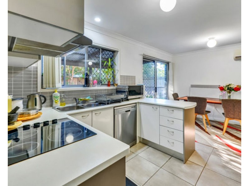 40 232 Preston Road, Wynnum West QLD 4178