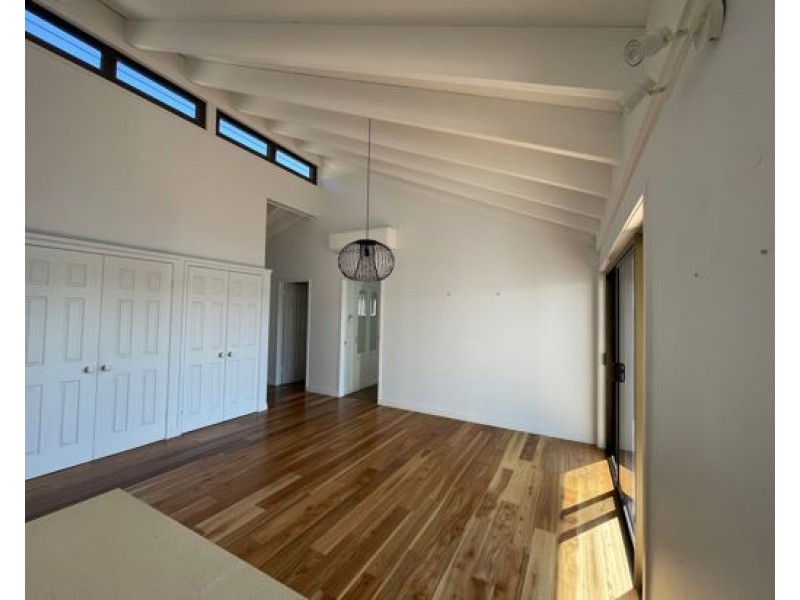 57 Blair Athol Crescent, Bundall QLD 4217