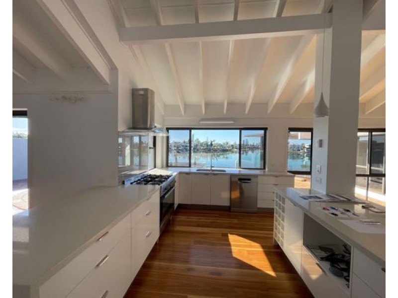 57 Blair Athol Crescent, Bundall QLD 4217