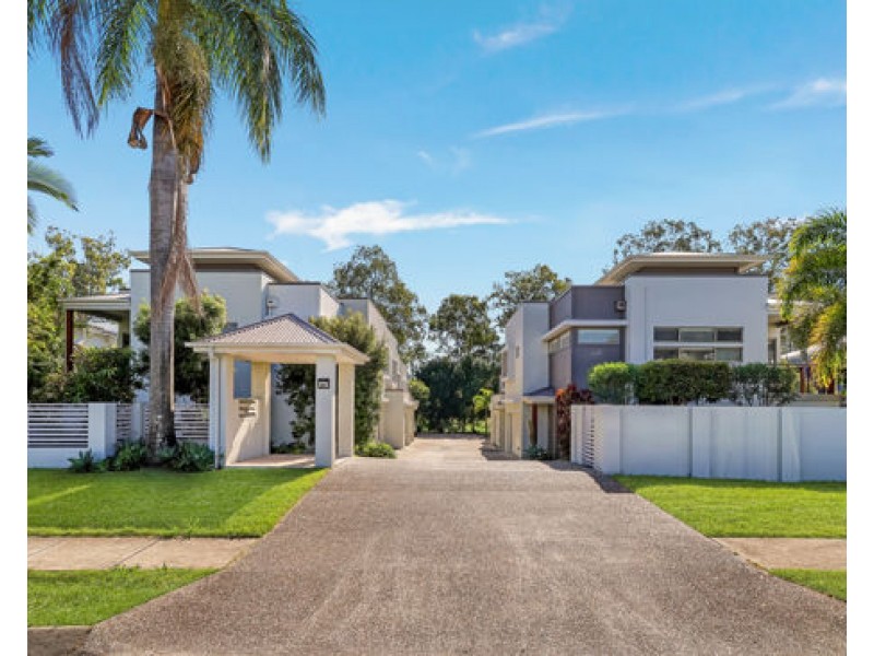 7 16 Careel Close Helensvale, Helensvale QLD 4212