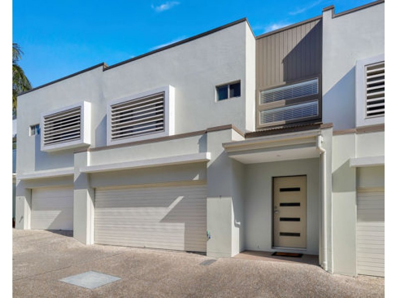 7 16 Careel Close Helensvale, Helensvale QLD 4212