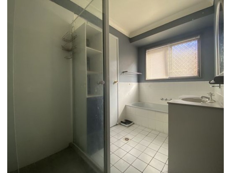 22 Haldham Crescent, Regents Park QLD 4118
