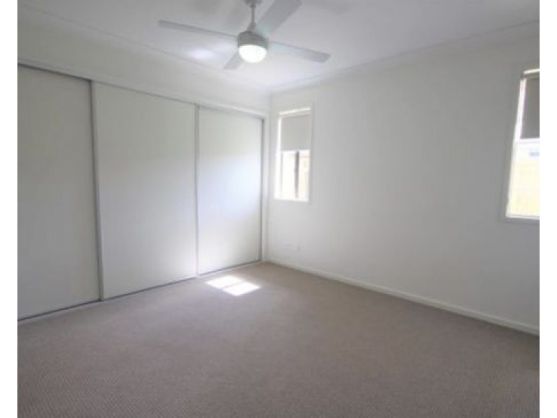 30 Eagleton Crescent, Leichhardt QLD 4305