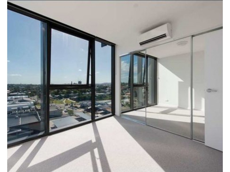 30801/300 Old Cleveland Road, Coorparoo QLD 4151