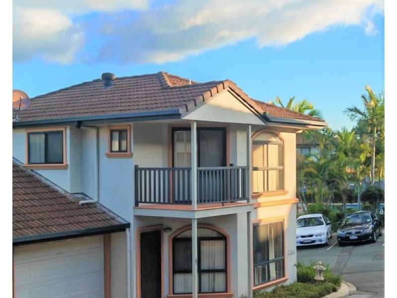 37/12 Greendale Way, Carindale QLD 4152