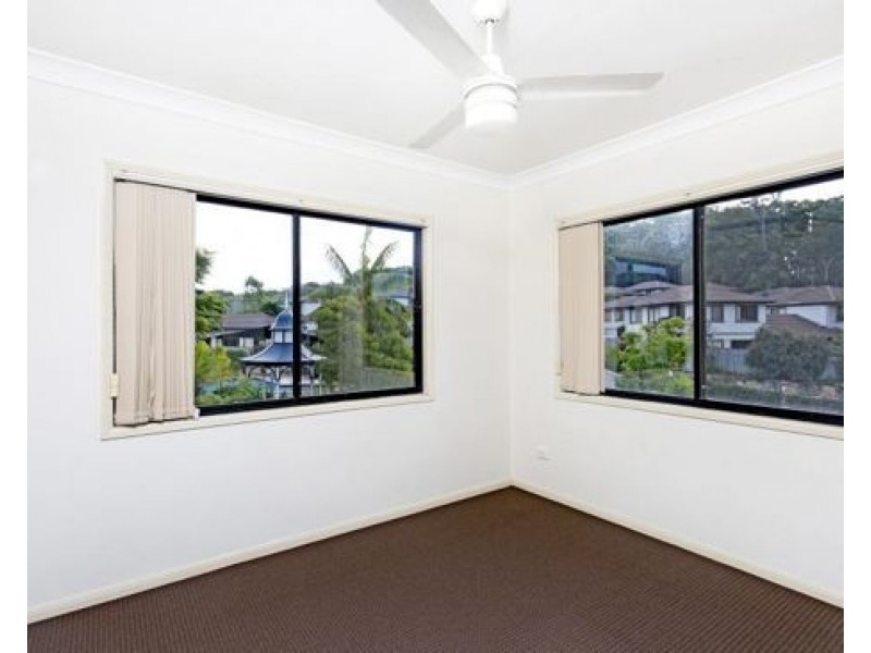 37/12 Greendale Way, Carindale QLD 4152