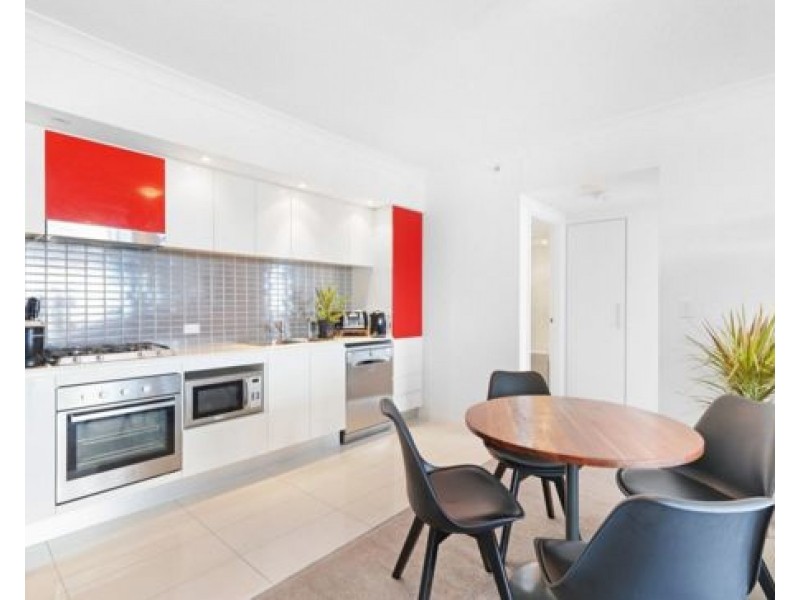 32102/56 Scarborough St, Southport QLD 4215