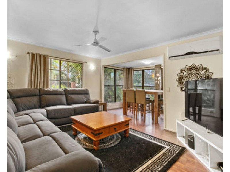 8 McLean St Redbank Plains, Redbank Plains QLD 4301