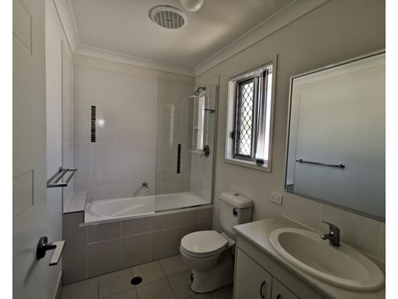 10B Sunrise court, Loganlea QLD 4131