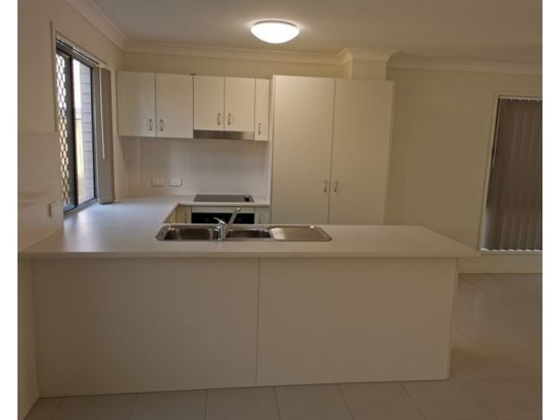 10B Sunrise court, Loganlea QLD 4131
