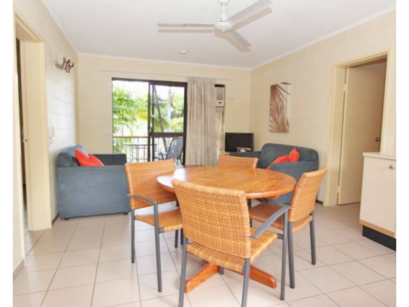 8/83-85 Moore St, Trinity Beach QLD 4879