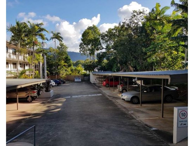 8/83-85 Moore St, Trinity Beach QLD 4879